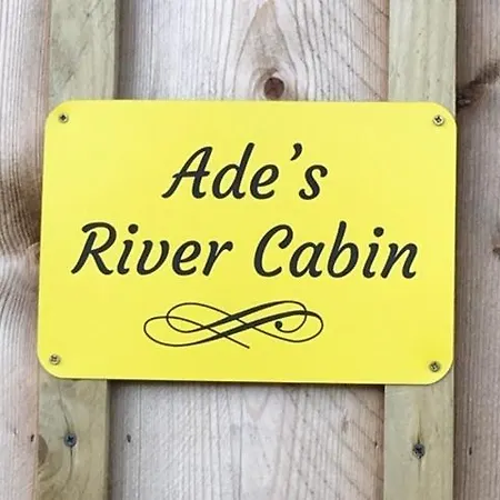 Ferienhaus Ade's River *