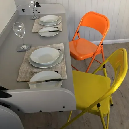 Ade's River Holiday home *