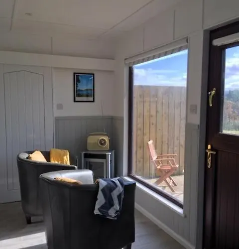 Ade's River * Lettermacaward