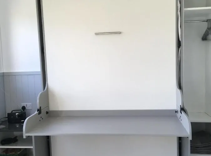 Ade's River Holiday home